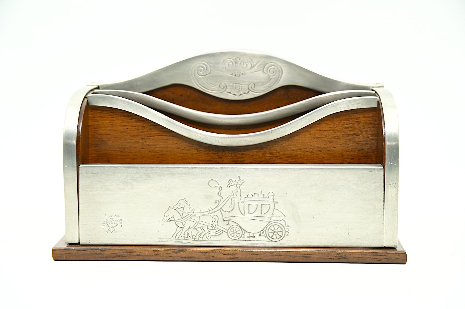 articoli da ufficio Roma, articoli per l'ufficio, agenda in pelle, porta lettere, porta penne da scrivania, tagliacarte, oggetti per l'ufficioOggetti per la personalizzazione del tuo ufficio. I migliori articoli di cartoleria e accessori per l'ufficio con gusto, classe ed eleganza a Roma.