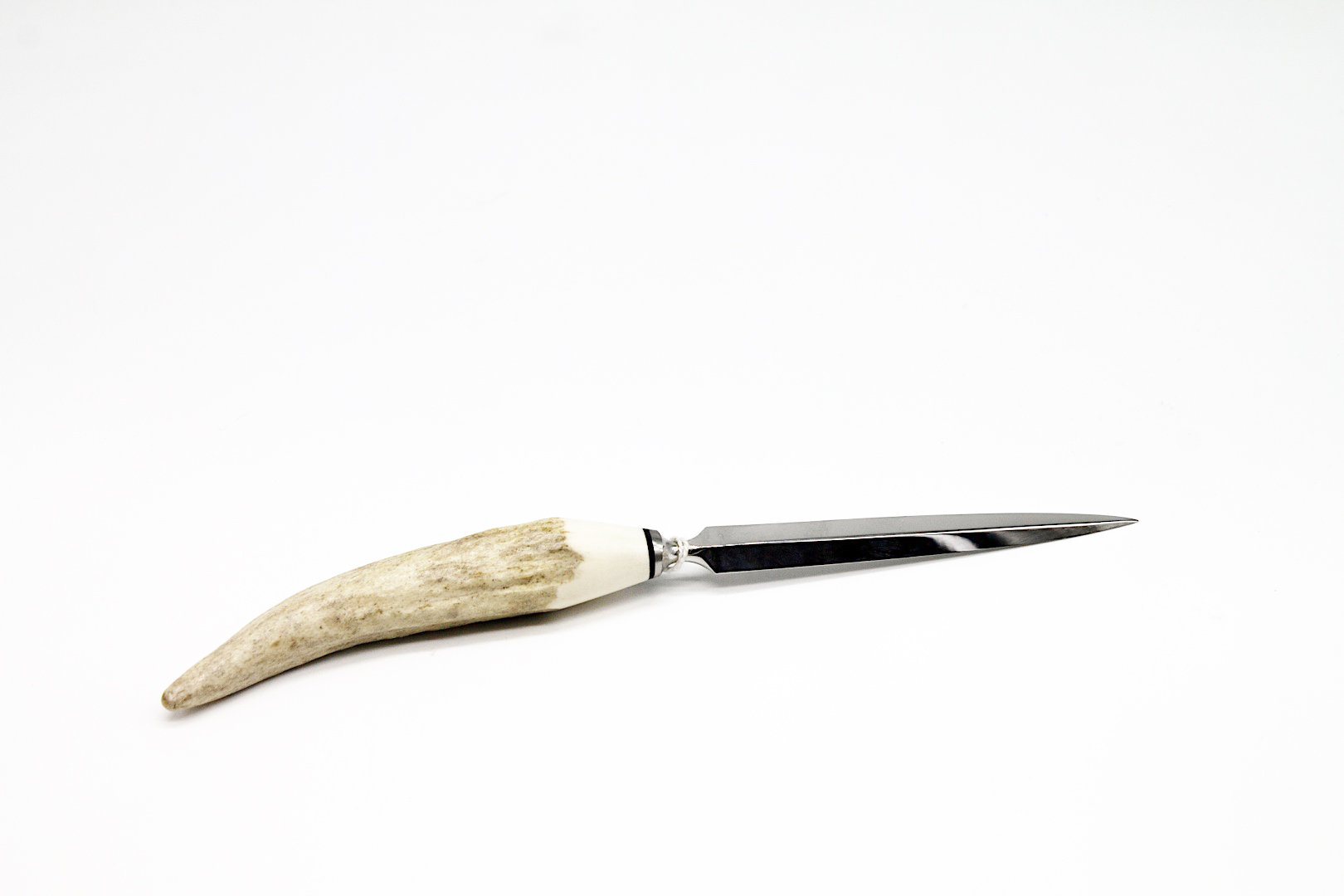 articoli da ufficio Roma, articoli per l'ufficio, agenda in pelle, porta lettere, porta penne da scrivania, tagliacarte, oggetti per l'ufficioOggetti per la personalizzazione del tuo ufficio. I migliori articoli di cartoleria e accessori per l'ufficio con gusto, classe ed eleganza a Roma. articoli da ufficio Roma, articoli per l'ufficio, agenda in pelle, porta lettere, porta penne da scrivania, tagliacarte, oggetti per l'ufficioOggetti per la personalizzazione del tuo ufficio. I migliori articoli di cartoleria e accessori per l'ufficio con gusto, classe ed eleganza a Roma.