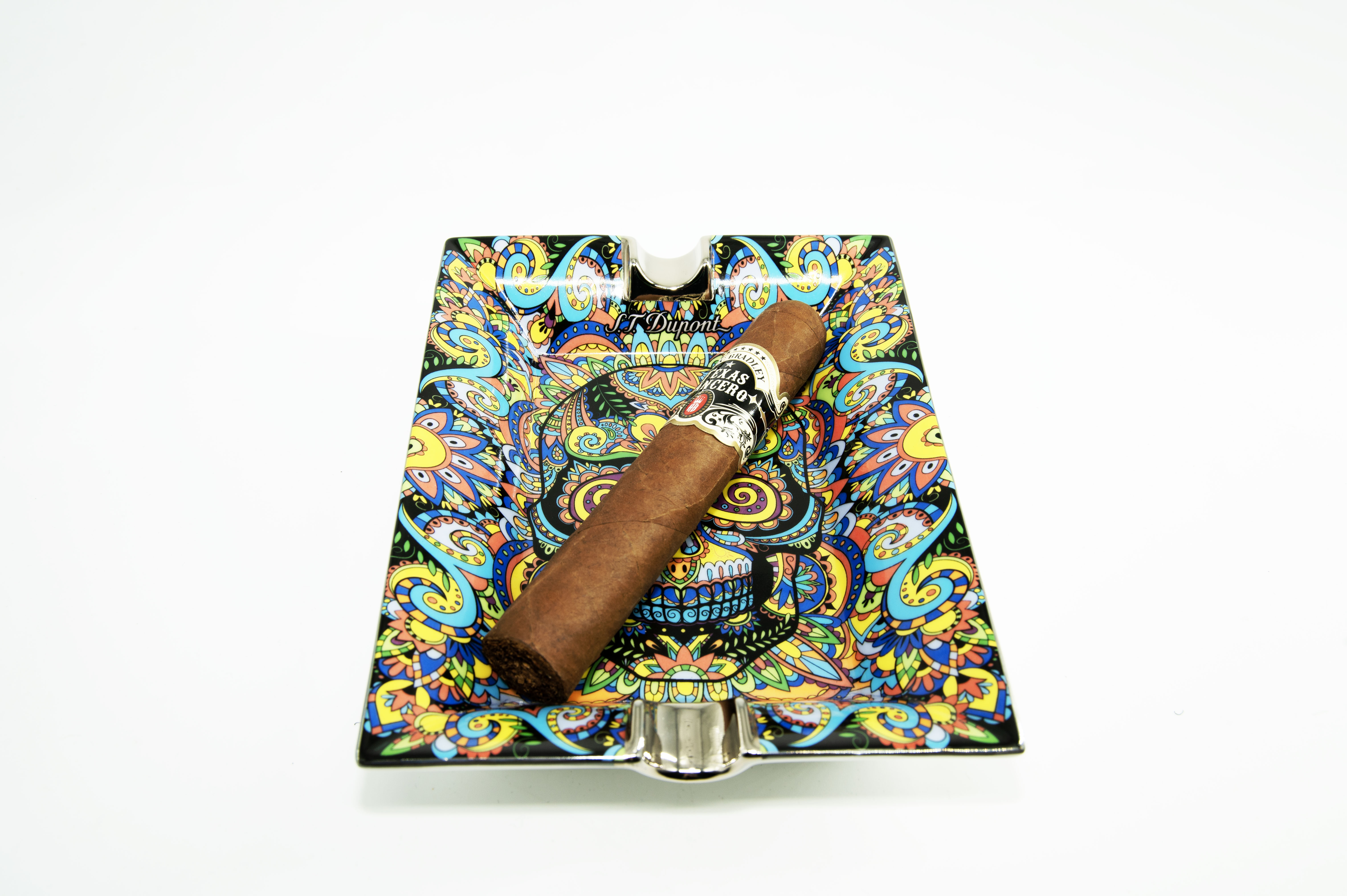 portapipe a Roma, accessori per la pipa Roma, acquisto accessori da pipa, porta pipa in legno, porta pipa da tavolo, porta pipa savinelli, porta pipe in legno, posacenere da pipa, nettapipa, manutenzione della pipaSpecializzati nella vendita di pipe e di accessori da pipe a Roma. Consulenza, riparazione e manutenzione per pipe in radica e in schiuma.